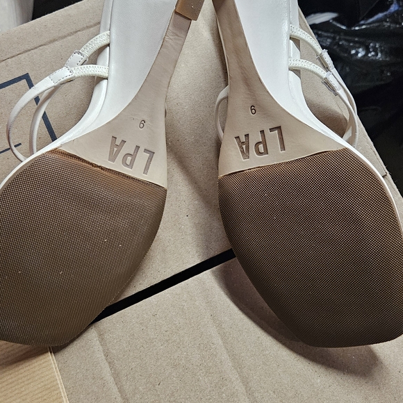 LPA White Wedged Sandal with Pearl Accent - Picture 4 of 4